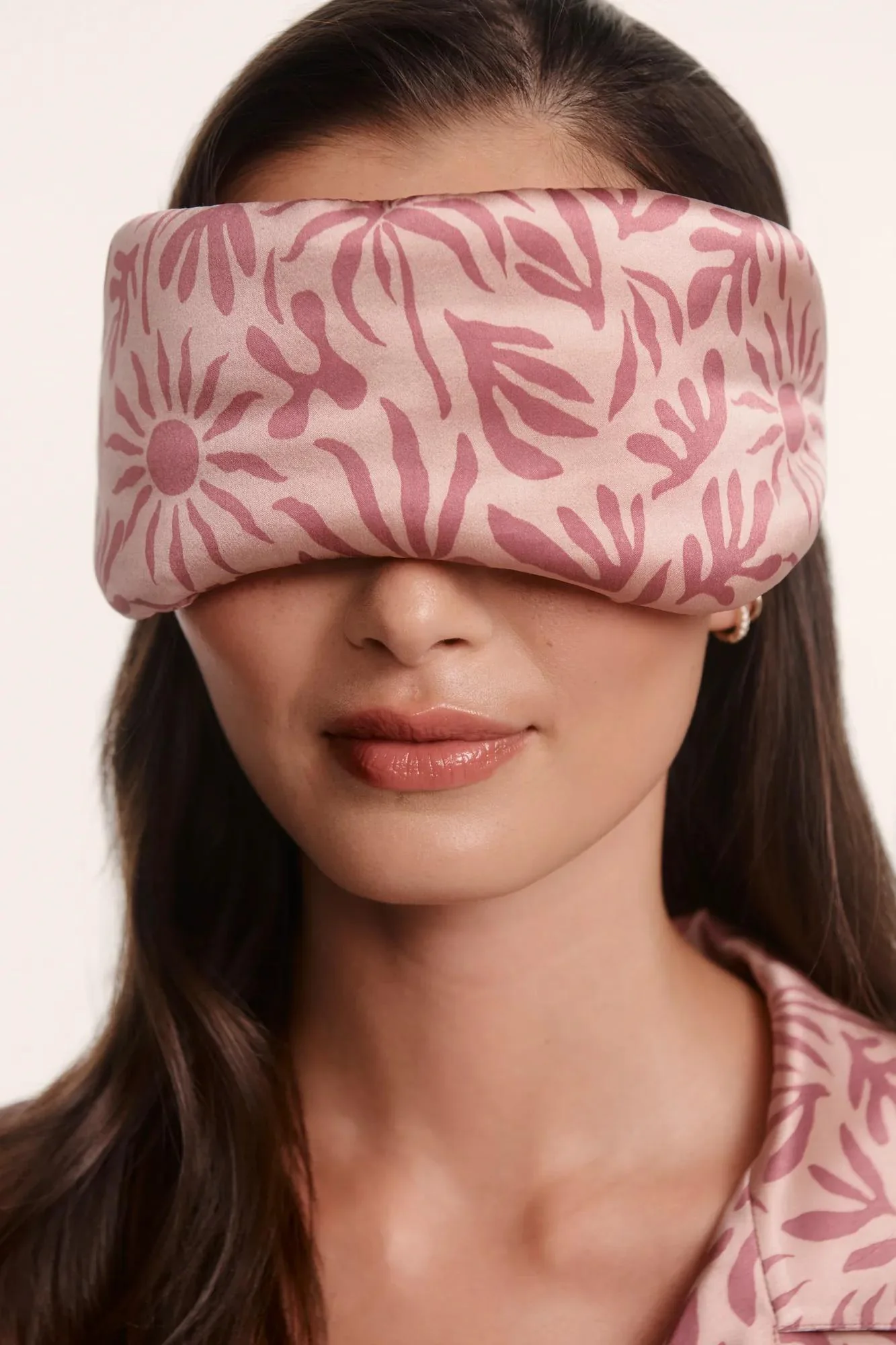 Eberjey x ILIA - Inez Washable Silk Printed Eye Mask - Image 2