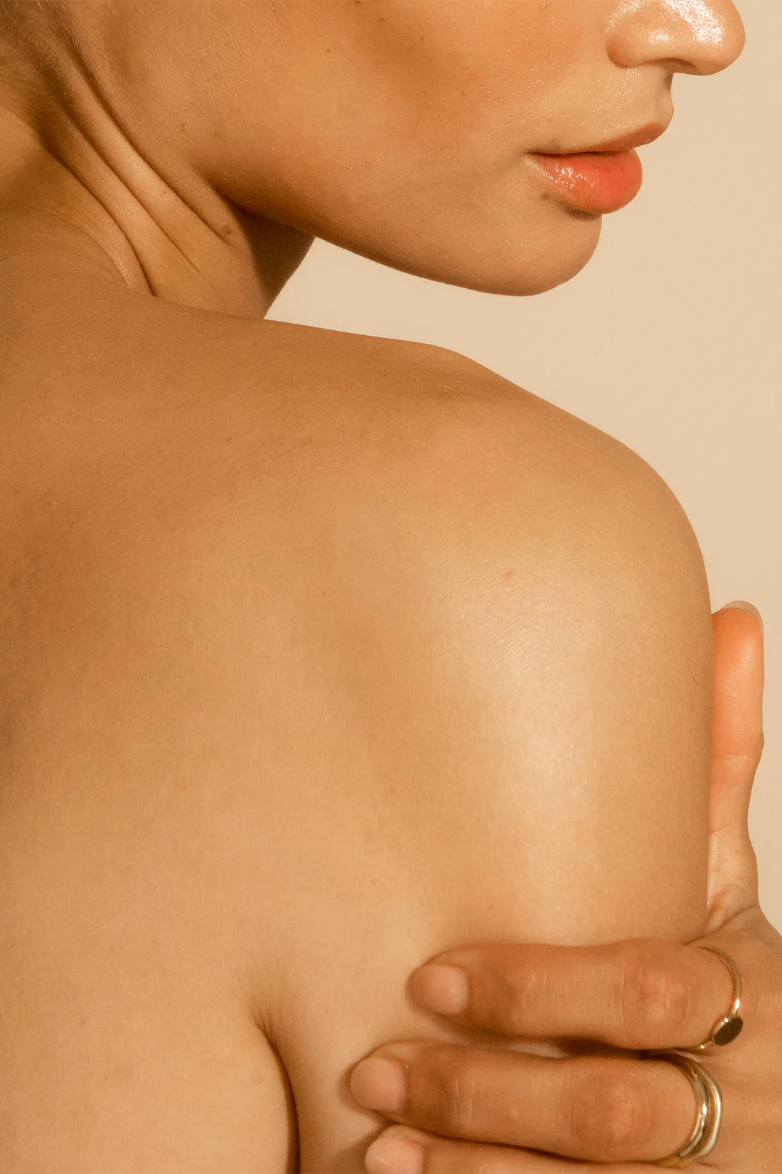 True Botanicals Pure Radiance Body Butter - Image 4